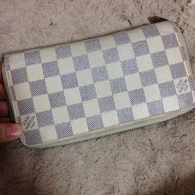 LOUIS VUITTON(ルイヴィトン)のルイヴィトン アズール 財布 レディースのファッション小物(財布)の商品写真