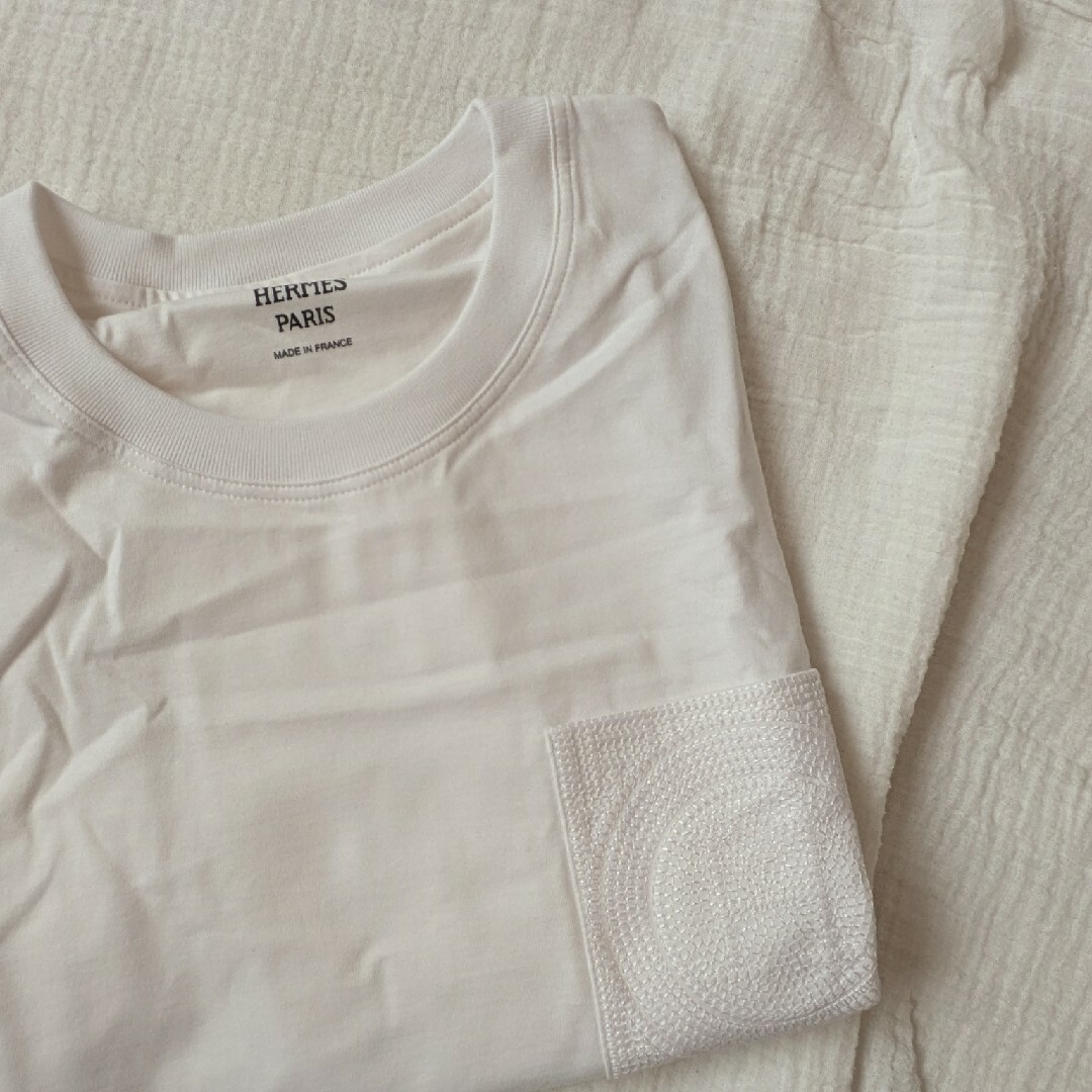 エルメス Tシャツ 刺繍入りポケット 新未使用