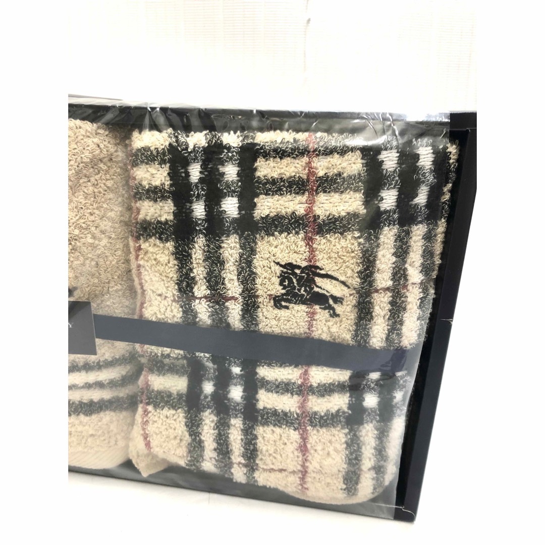 BURBERRY - 【新品】バーバリーフェイスタオル 2枚セット BURBERRY - 【新品】バーバリーフェイスタオル 2枚セット