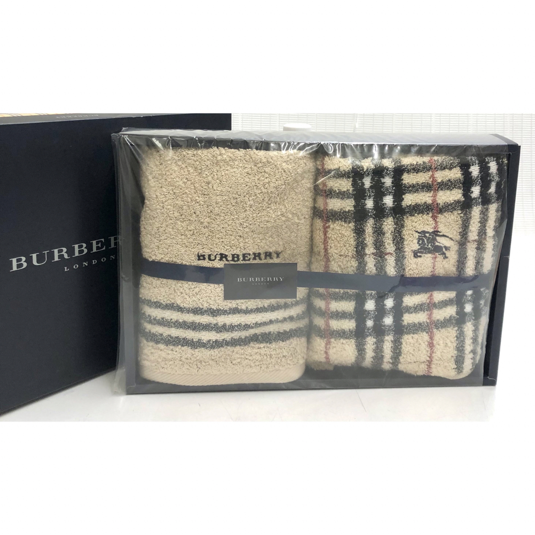 BURBERRY - 【新品】バーバリーフェイスタオル 2枚セット BURBERRY - 【新品】バーバリーフェイスタオル 2枚セット