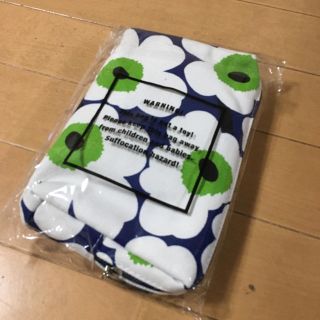 マリメッコ(marimekko)のFINEAIR トラベルポーチ(旅行用品)