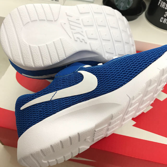 NIKE(ナイキ)のs♡s様専用 キッズ/ベビー/マタニティのキッズ靴/シューズ(15cm~)(スニーカー)の商品写真