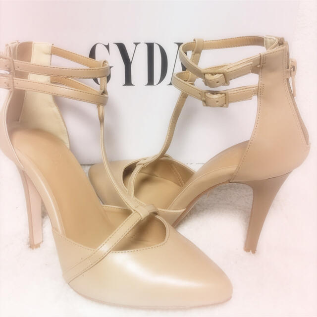 GYDA(ジェイダ)の✨GYDAトライアングルストラップpumps✨ レディースの靴/シューズ(ハイヒール/パンプス)の商品写真