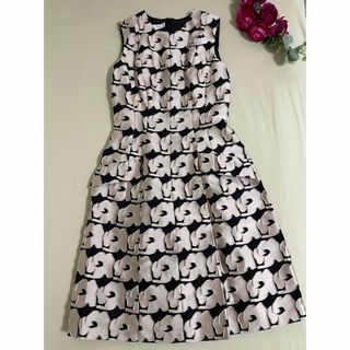 Christian Dior(ワンピース ・ ピンク/桃色系)のフリマ Christian Dior(ワンピース ・ ピンク/桃色系)のフリマ