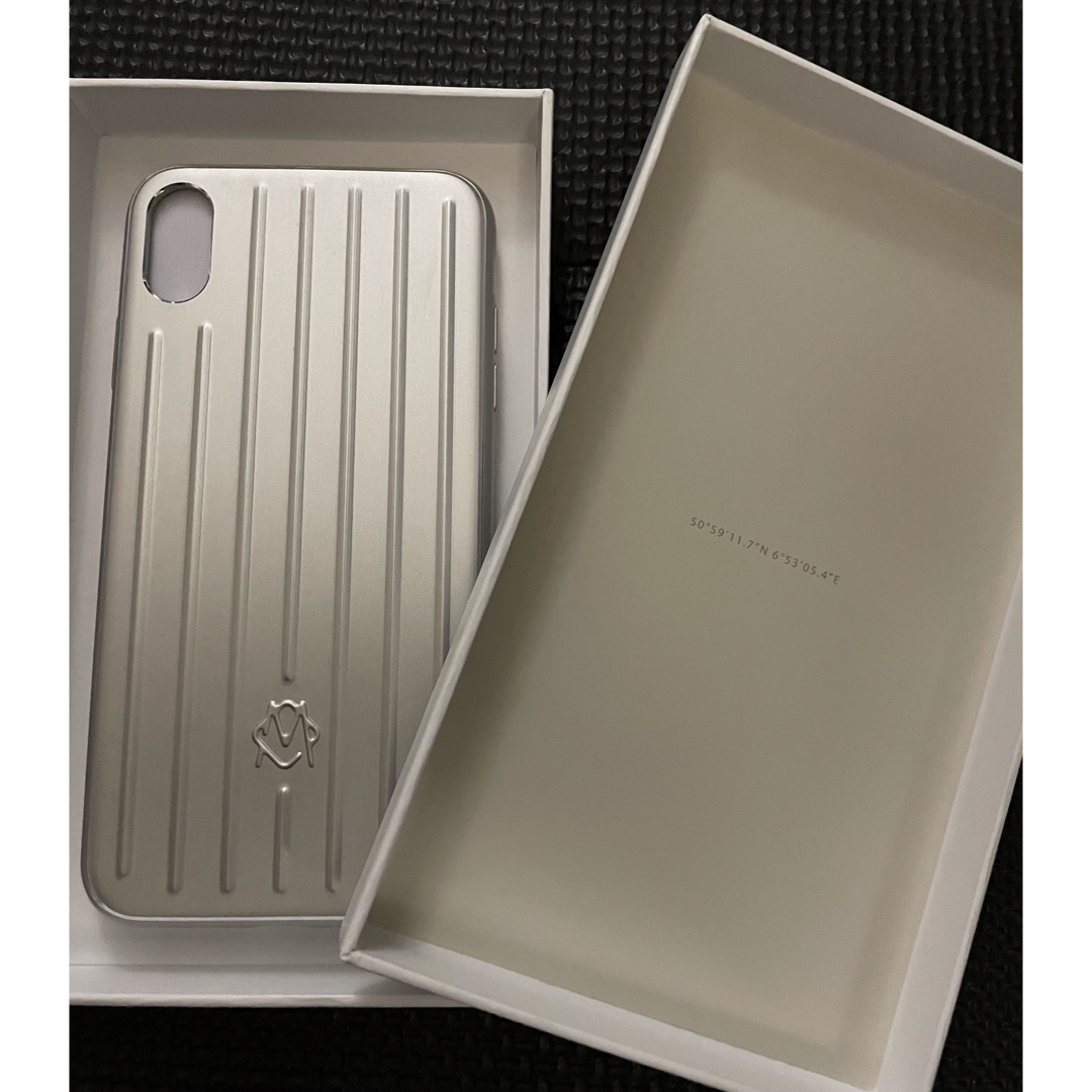 RIMOWA - 定価13200円 新品 RIMOWA リモワ iPhoneXsMaxケースの RIMOWA - 定価13200円 新品 RIMOWA リモワ iPhoneXsMaxケースの