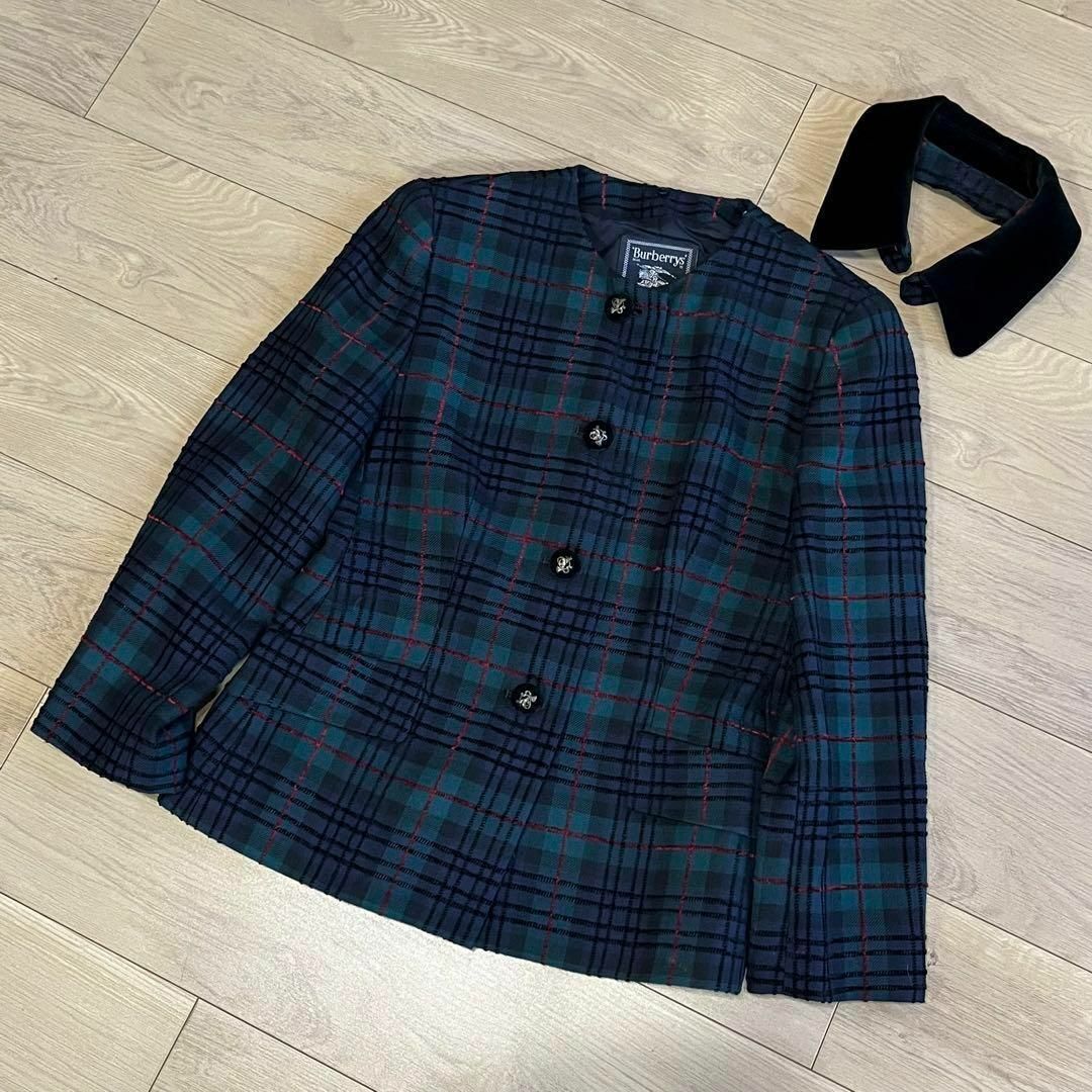 BURBERRY - バーバリー 付け襟 スカートスーツ タータンチェック BURBERRY - バーバリー 付け襟 スカートスーツ タータンチェック