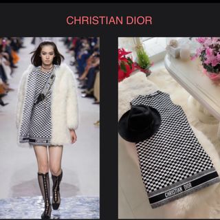 Christian Dior(ノースリーブ ・ ひざ丈ワンピース)のフリマ Christian Dior(ノースリーブ ・ ひざ丈ワンピース)のフリマ