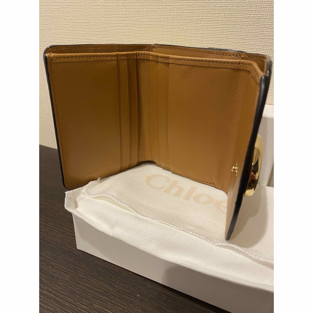 クロエ Chole 3つ折り財布 クロコ型押し クロエ Chole 3つ折り財布 クロコ型押し