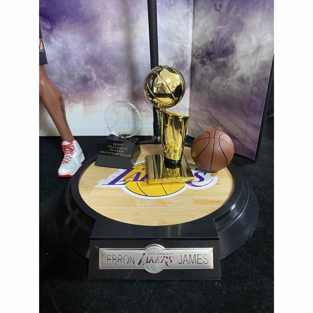 素体2体 NBA レブロン・ジェームズ フィギュア1/6 新品 LeBronの 素体2体 NBA レブロン・ジェームズ フィギュア1/6 新品 LeBronの