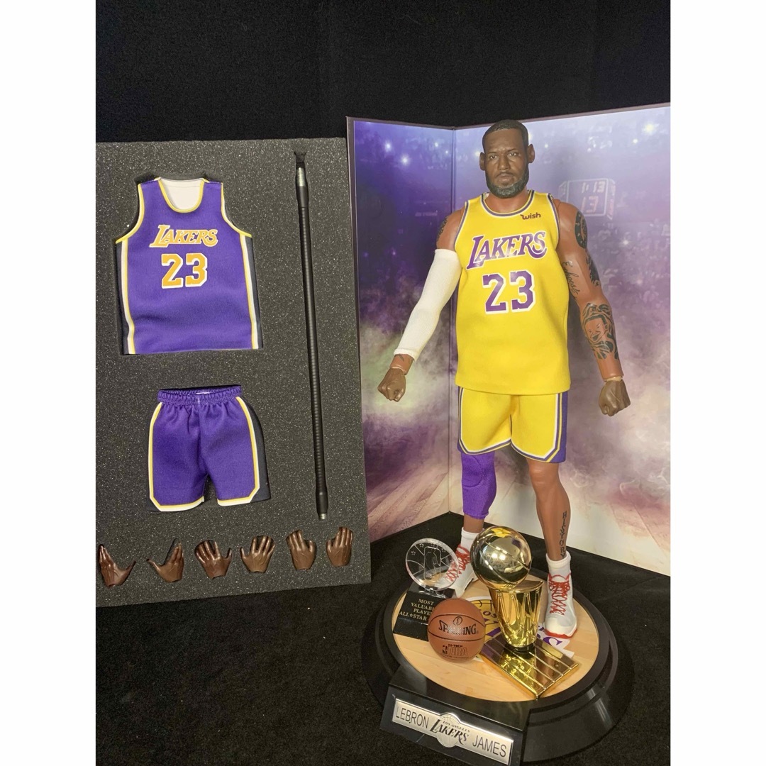 NBA レブロン LeBRON 邪魔くさくっ JAMES⚪︎バスケ⚪︎フィギュア NBA レブロン LeBRON 邪魔くさくっ JAMES⚪︎バスケ⚪︎フィギュア