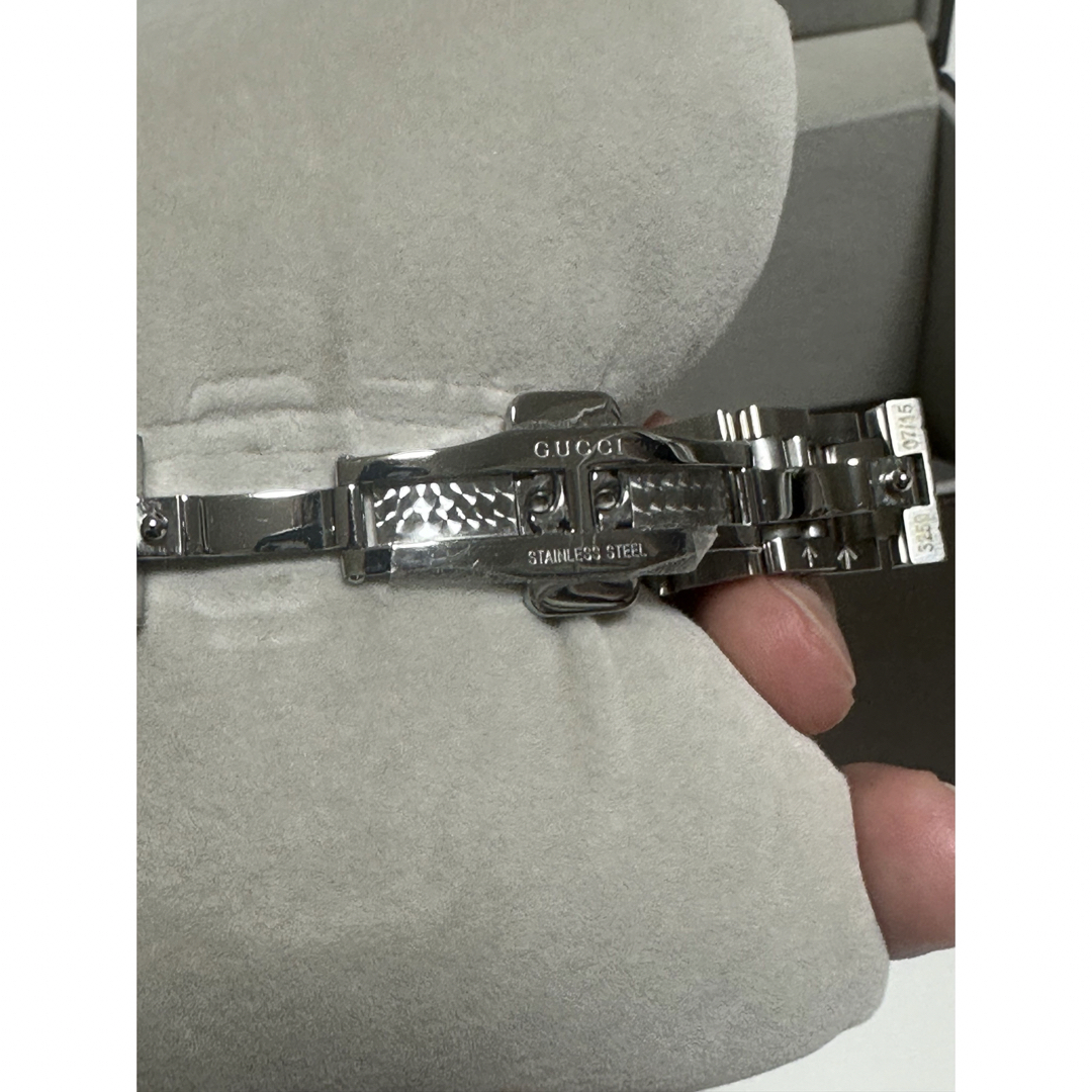 GUCCI 腕時計 YA055519 新品未使用!(期間限定値下げ中) GUCCI 腕時計 YA055519 新品未使用!(期間限定値下げ中)