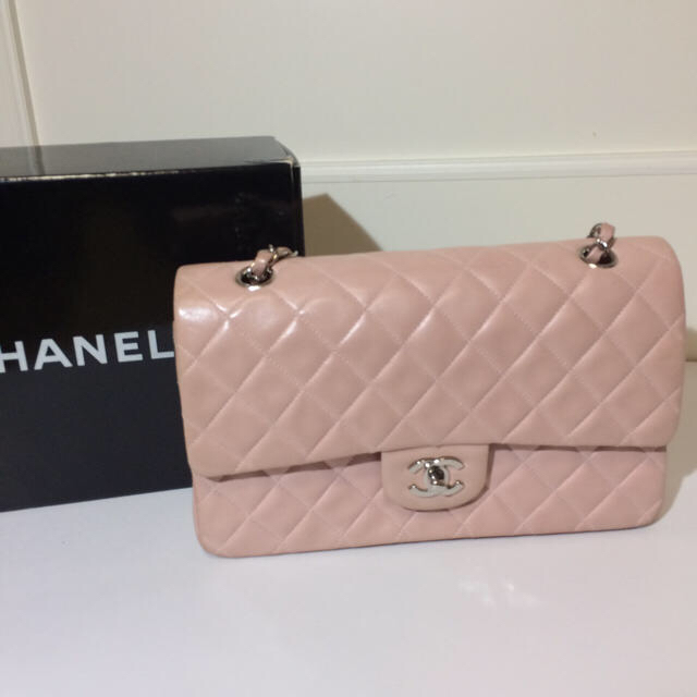 CHANEL(シャネル)の正規品 シャネルダブルフラップ ショルダーバッグ レディースのバッグ(ショルダーバッグ)の商品写真