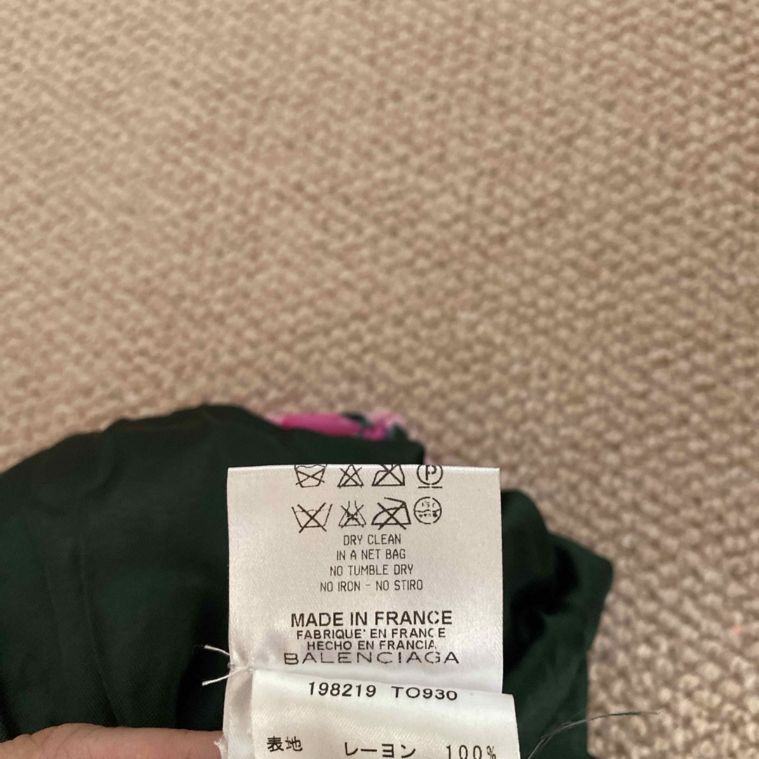 BALENCIAGA - 【ほぼ新品】BALENCIAGA 花柄ワンピースの通販 by BALENCIAGA - 【ほぼ新品】BALENCIAGA 花柄ワンピースの通販 by