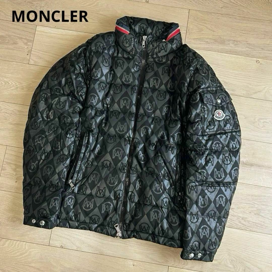 MONCLER - モンクレール 23-24AW ダウンジャケット BOURNE ロゴ MONCLER - モンクレール 23-24AW ダウンジャケット BOURNE ロゴ