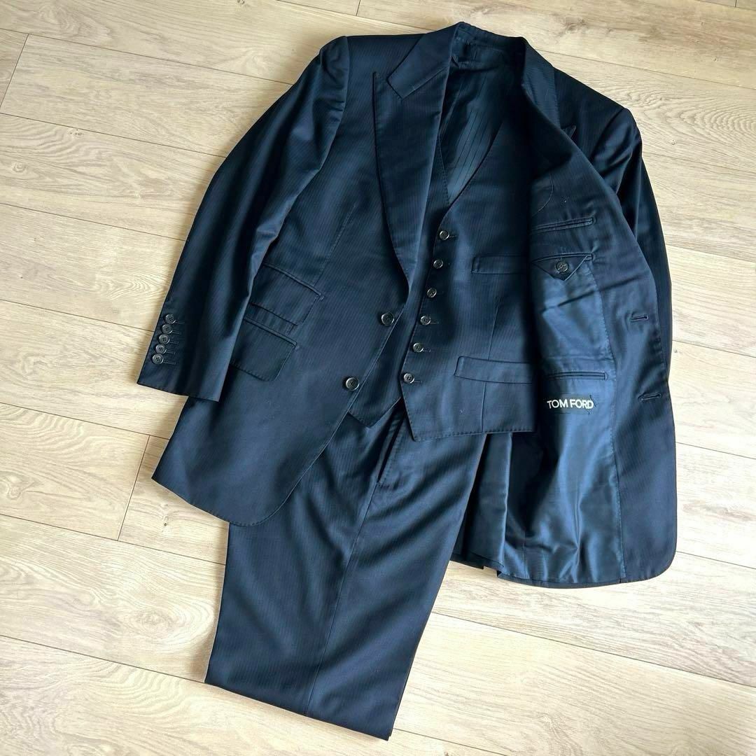 TOM FORD - トムフォード スリーピース セットアップスーツ 黒 TOM FORD - トムフォード スリーピース セットアップスーツ 黒
