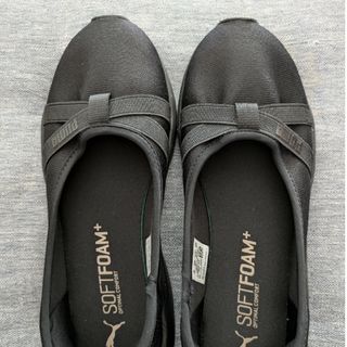 プーマ(PUMA)のレディスシューズ(スリッポン/モカシン)