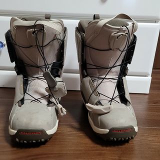 サロモン KIANA FOCUS BOA 美品 スノーボードブーツ 25cm