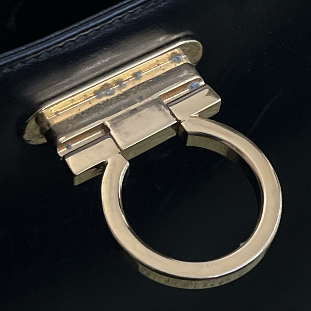 サルヴァトーレフェラガモ ショルダーバッグ 2way リザード サルヴァトーレフェラガモ ショルダーバッグ 2way リザード