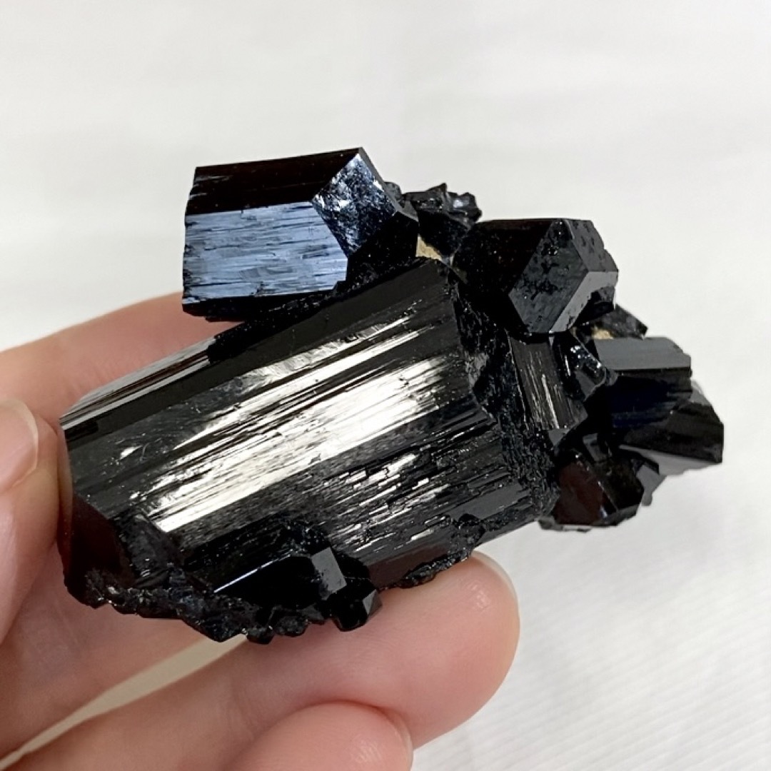 レア ハイクオリティー 天然石 ブラックトルマリン 大きめ 結晶 レア ハイクオリティー 天然石 ブラックトルマリン 大きめ 結晶