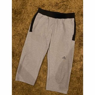 adidas - adidasデニム風クロップドスエットパンツの通販 by adidas - adidasデニム風クロップドスエットパンツの通販 by