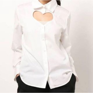 Vivienne Westwood(シャツ/ブラウス(長袖/七分))のフリマ Vivienne Westwood(シャツ/ブラウス(長袖/七分))のフリマ