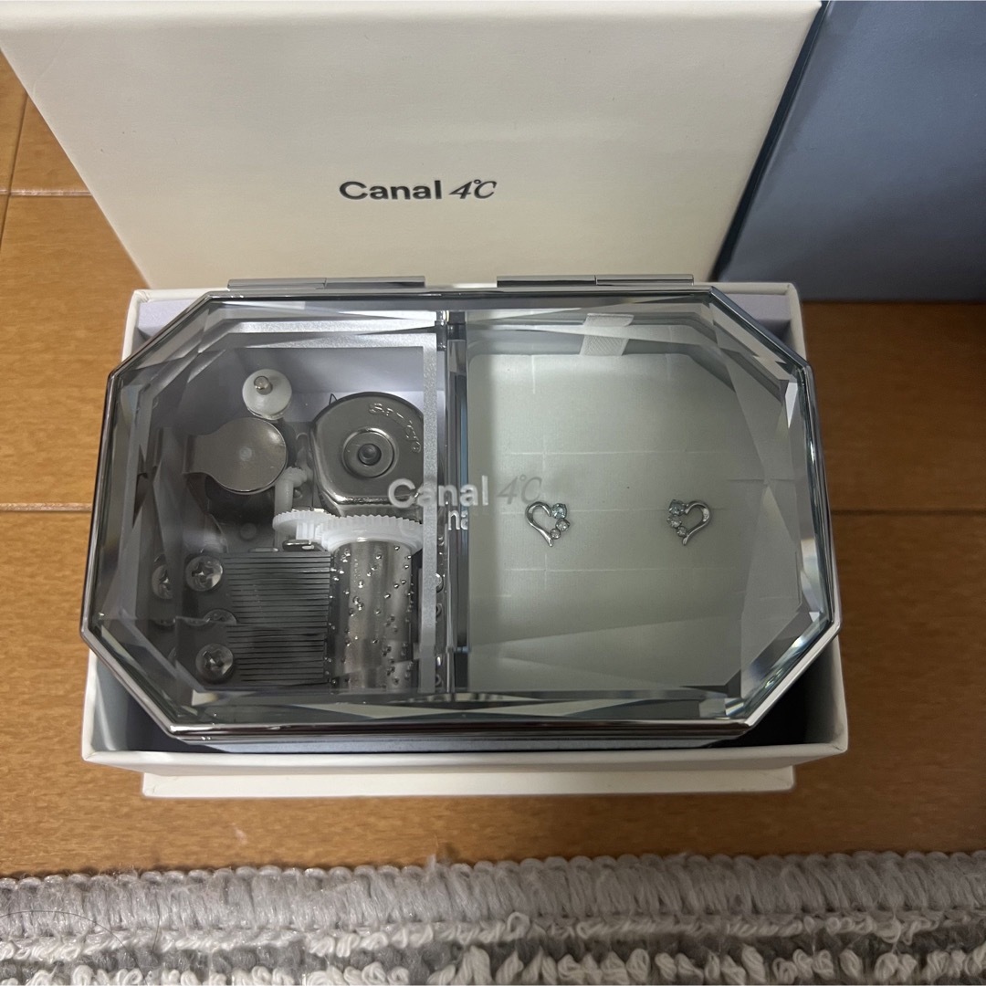 Canal 4℃ / カナル4℃、ヨンドシー オルゴール付き ピアス