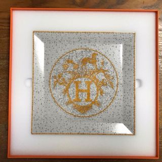 HERMES(食器 ・ ゴールド/金色系)のフリマアイテム一覧 HERMES(食器 ・ ゴールド/金色系)のフリマアイテム一覧