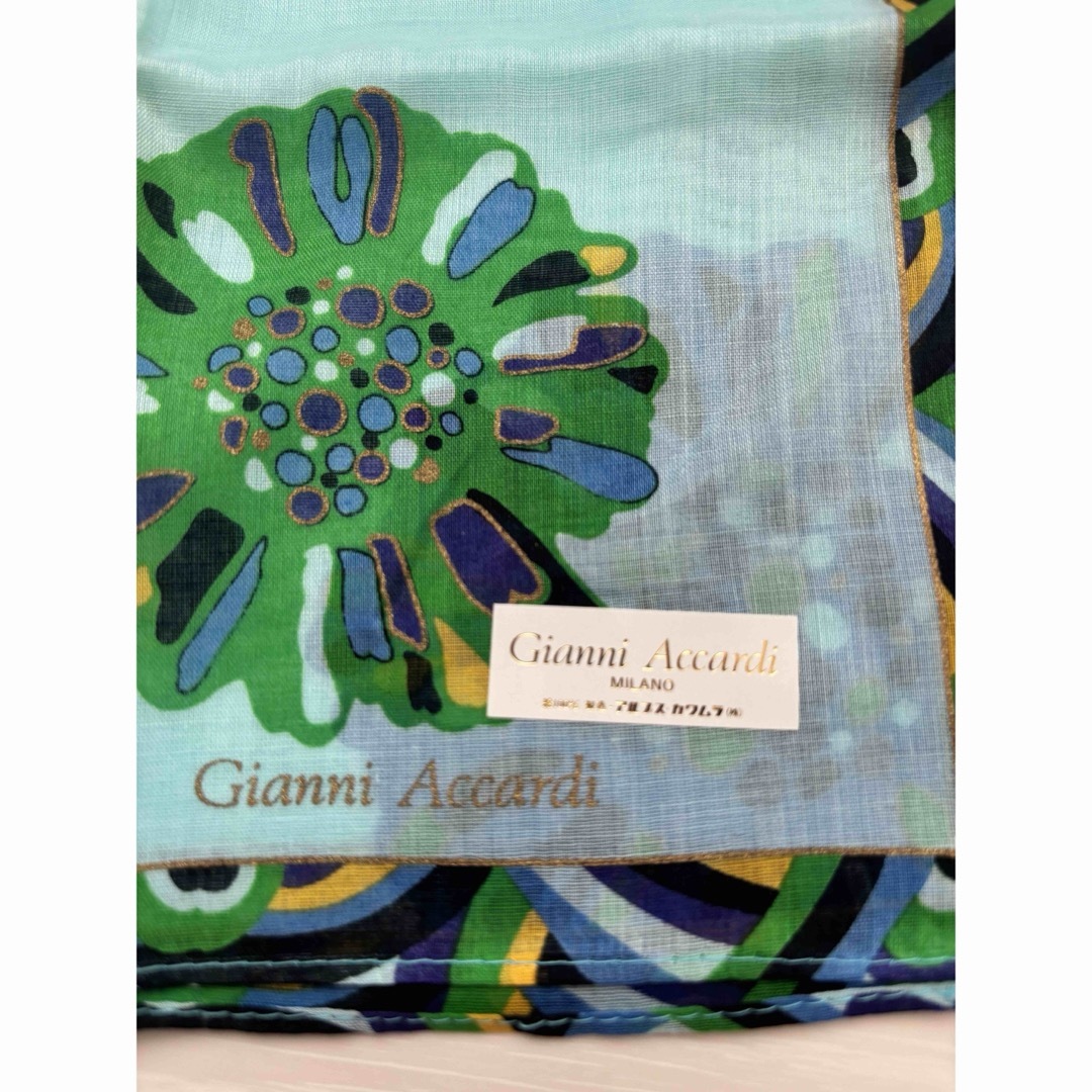 【新品未使用】GianniAccardi ハンカチ レディースのファッション小物(ハンカチ)の商品写真