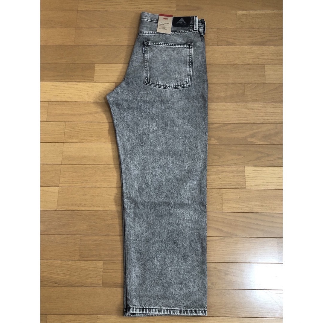 Levi's(リーバイス)のLevi's SILVERTAB LOOSE FIT HOW I STEP メンズのパンツ(デニム/ジーンズ)の商品写真