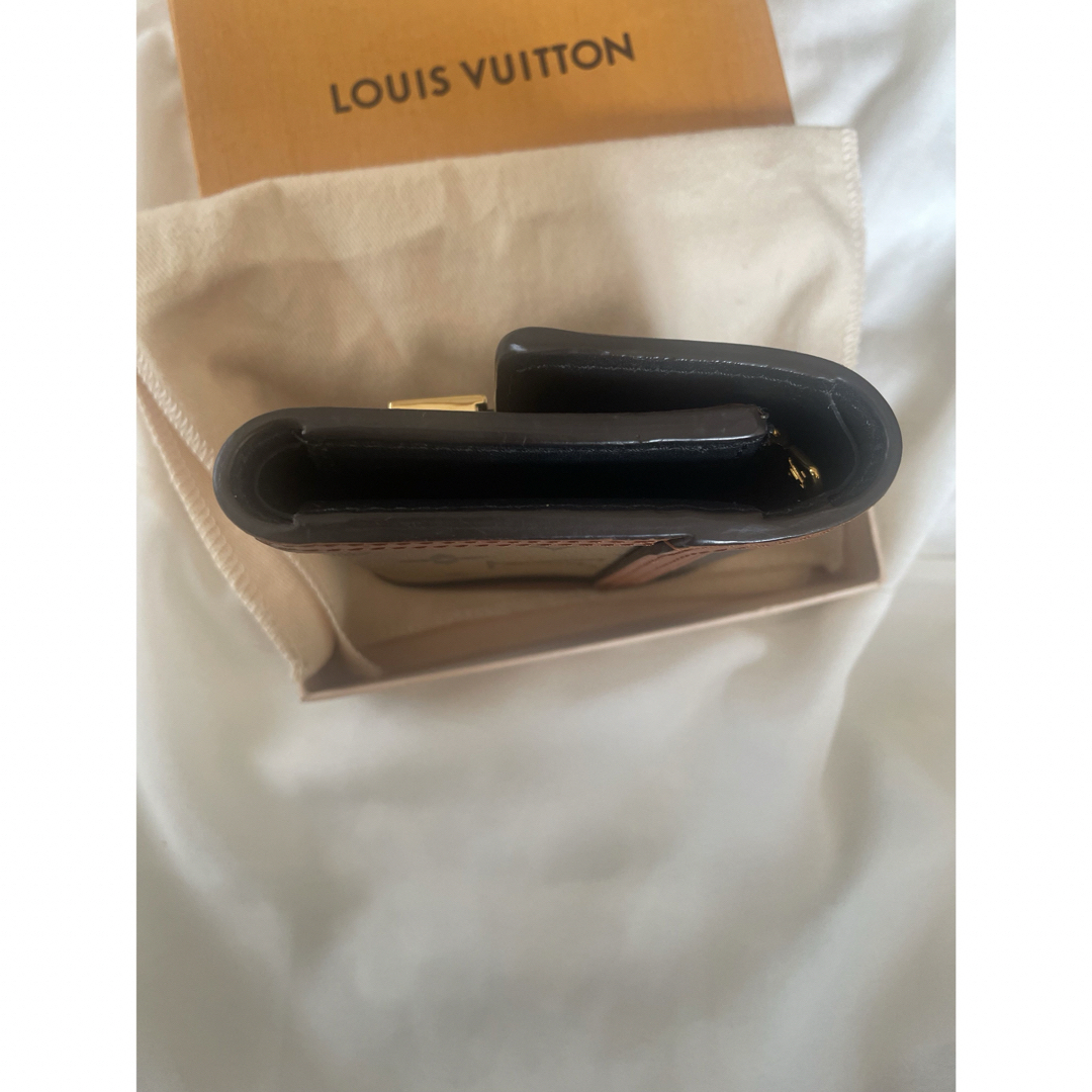 ルイヴィトン折り財布❗️ ルイヴィトン折り財布❗️