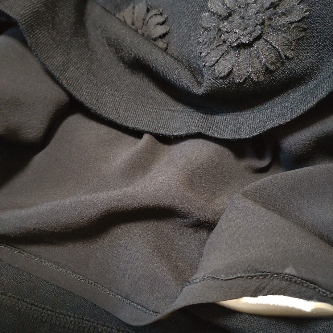 VALENTINO - ♥ヴァレンティノ♥のお花いっぱいニットの通販 by VALENTINO - ♥ヴァレンティノ♥のお花いっぱいニットの通販 by