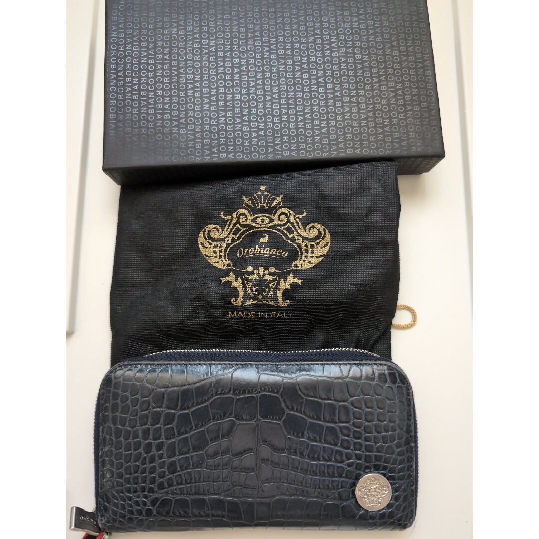 Orobianco - Orobianco 長財布 紺色の通販 by ぽんす's shop Orobianco - Orobianco 長財布 紺色の通販 by ぽんす's shop