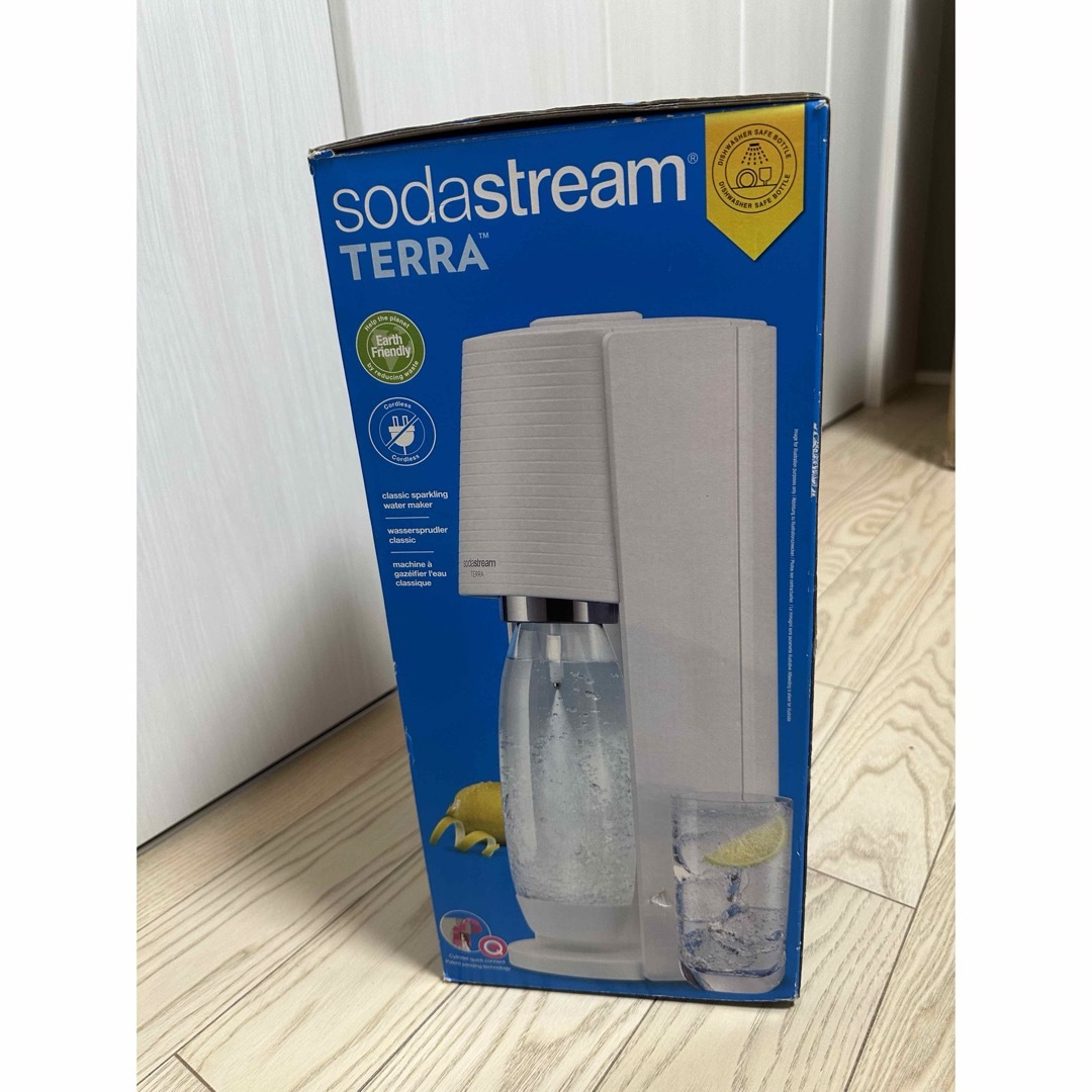 ソーダーストリーム テラ スマホ/家電/カメラの調理家電(調理機器)の商品写真