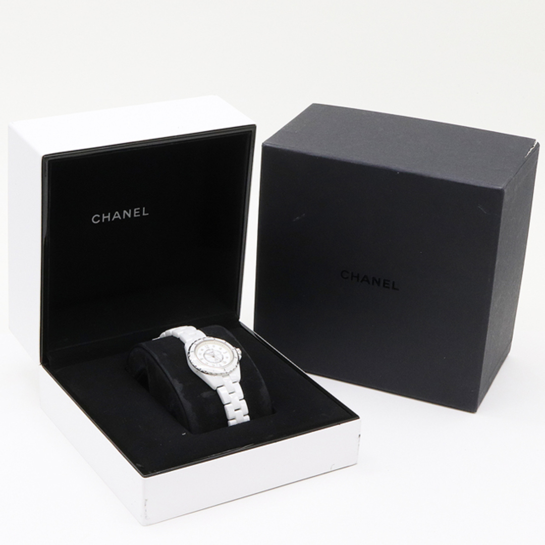 CHANEL - CHANEL シャネル J12 ホワイト セラミック 白 シェル CHANEL - CHANEL シャネル J12 ホワイト セラミック 白 シェル