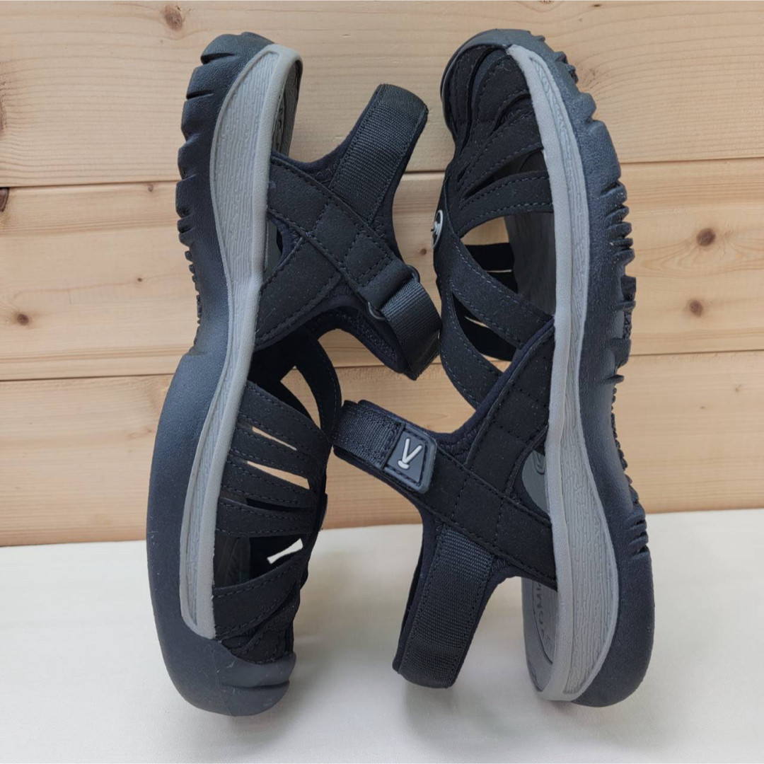 KEEN - キーン ローズサンダル 黒 23cmの通販 by ラムム's shop KEEN - キーン ローズサンダル 黒 23cmの通販 by ラムム's shop