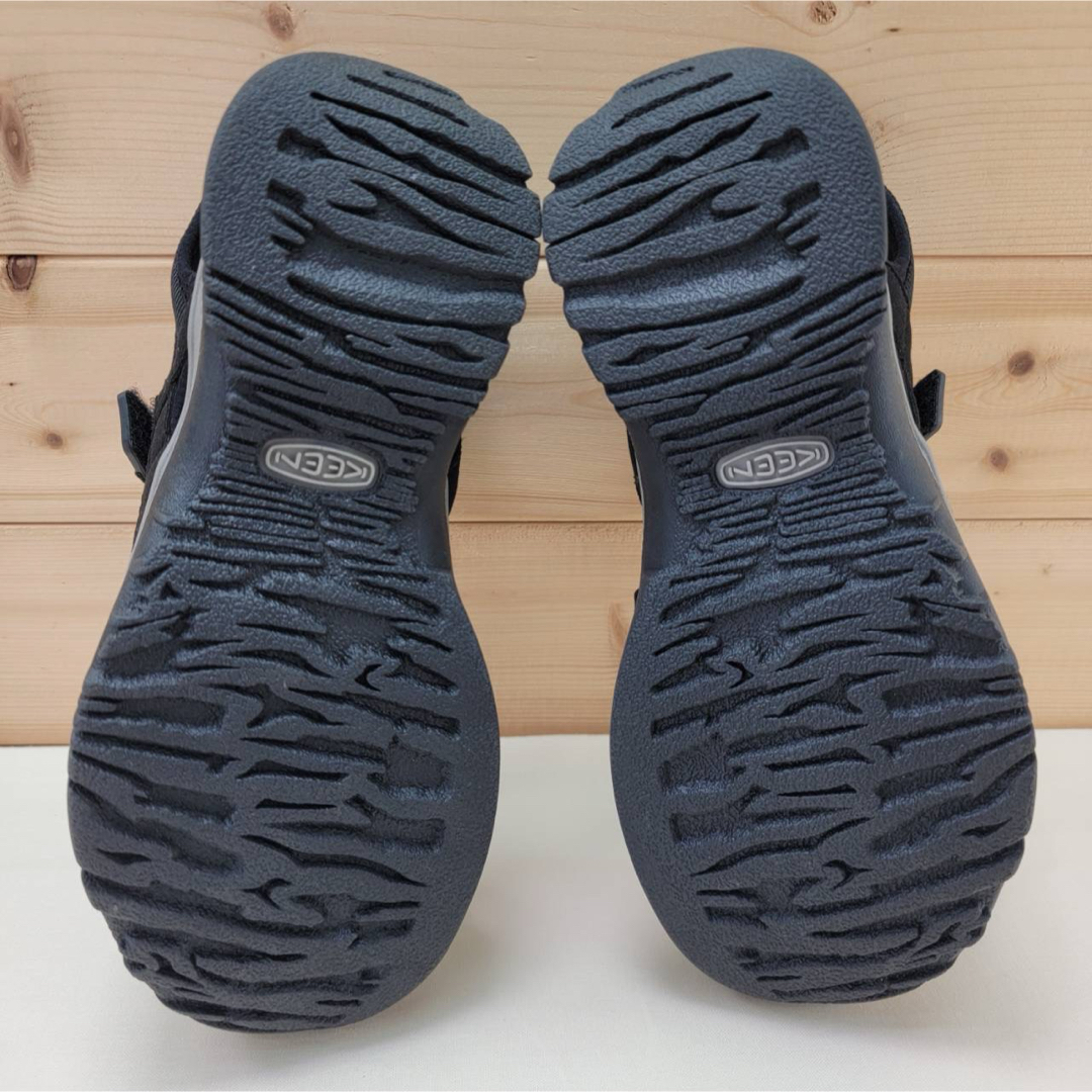 KEEN - キーン ローズサンダル 黒 23cmの通販 by ラムム's shop KEEN - キーン ローズサンダル 黒 23cmの通販 by ラムム's shop