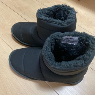 MUJI (無印良品)(ブーツ)のフリマアイテム一覧 MUJI (無印良品)(ブーツ)のフリマアイテム一覧