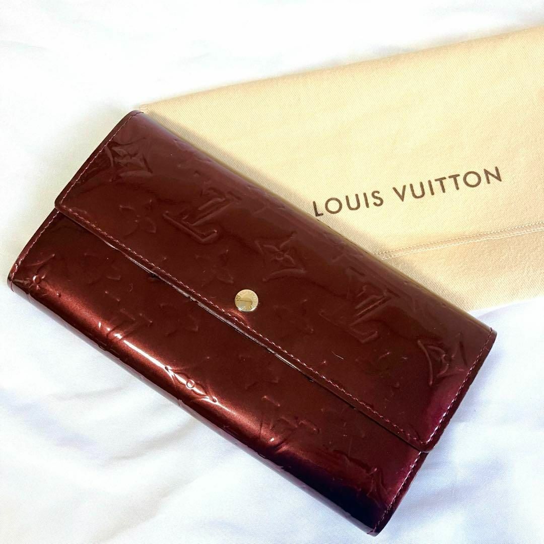 ✨Louis Vuitton✨長財布 財布 エンジ 美品 ロゴ 赤 ヴェルニ
