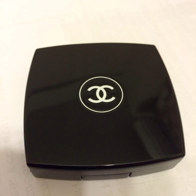 CHANEL(シャネル)のシャネル☆アイシャドウ お値下げ コスメ/美容のベースメイク/化粧品(その他)の商品写真