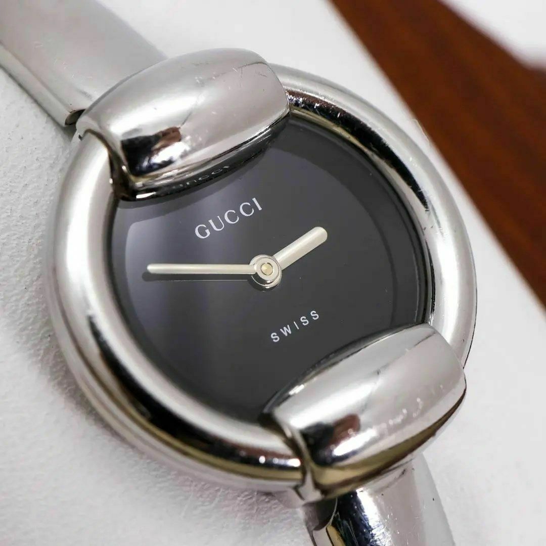 ◇希少 稼働 GUCCI 腕時計 ブラック バングル レディース 1400L ◇希少 稼働 GUCCI 腕時計 ブラック バングル レディース 1400L
