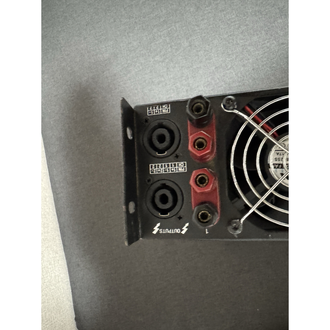 Amcron XLS 602 パワーアンプ パワーアンプ Amcron XLS 602 パワーアンプ パワーアンプ