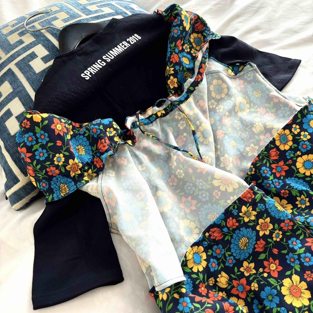 BALENCIAGA - 2018.SS未使用に近い□バレンシアガ ワンピース BALENCIAGA - 2018.SS未使用に近い□バレンシアガ ワンピース