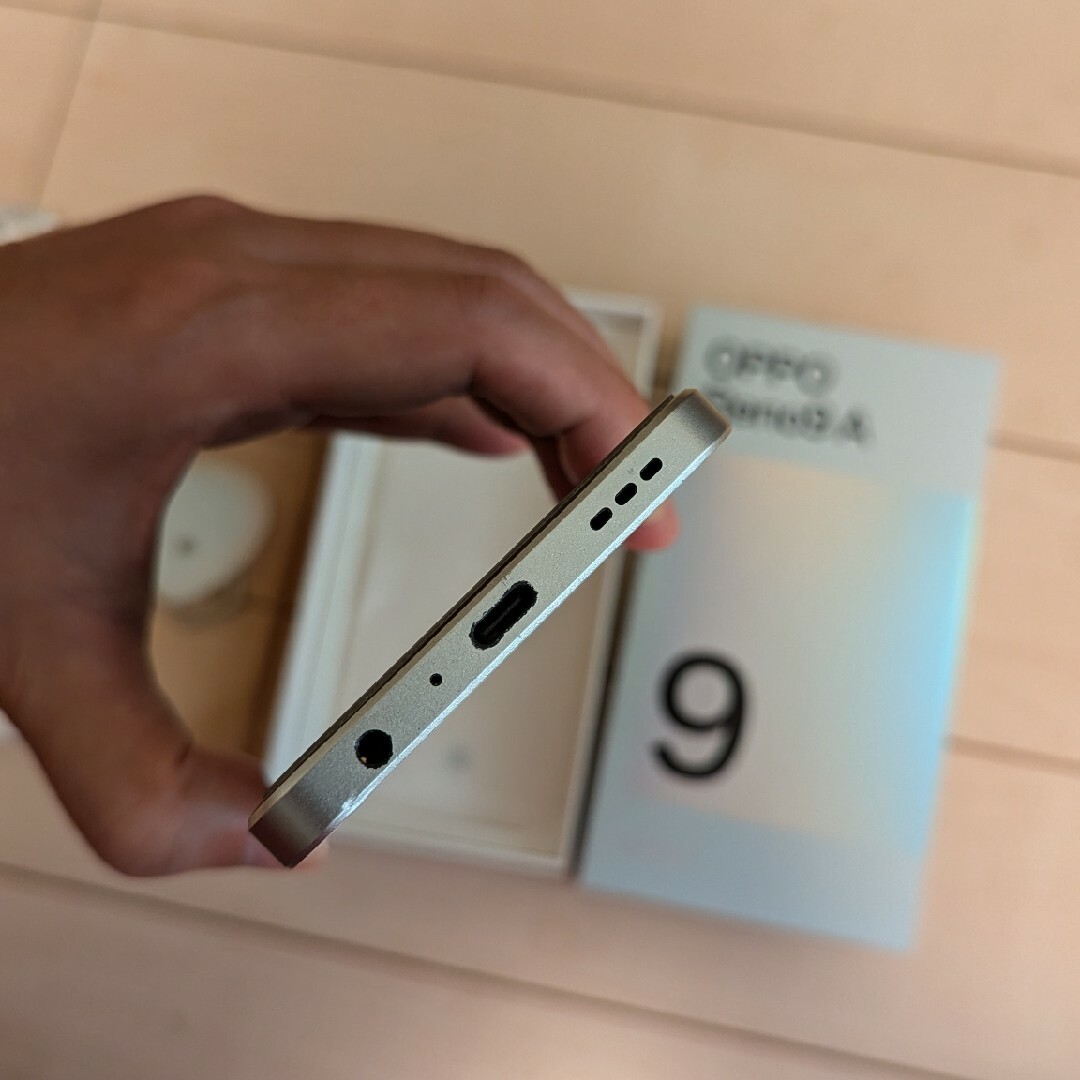 OPPO RENO9 A NA ムーンホワイト 品 OPPO RENO9 A NA ムーンホワイト 品