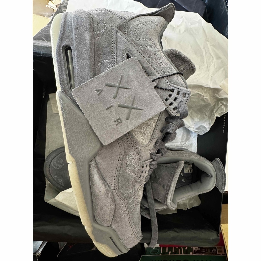 NIKE - AIR JORDAN 4 KAWS ジョーダン カウズ 28cmの通販 by ち NIKE - AIR JORDAN 4 KAWS ジョーダン カウズ 28cmの通販 by ち