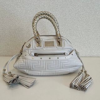 VERSACE(バッグ ・ ホワイト/白色系)のフリマアイテム一覧 VERSACE(バッグ ・ ホワイト/白色系)のフリマアイテム一覧