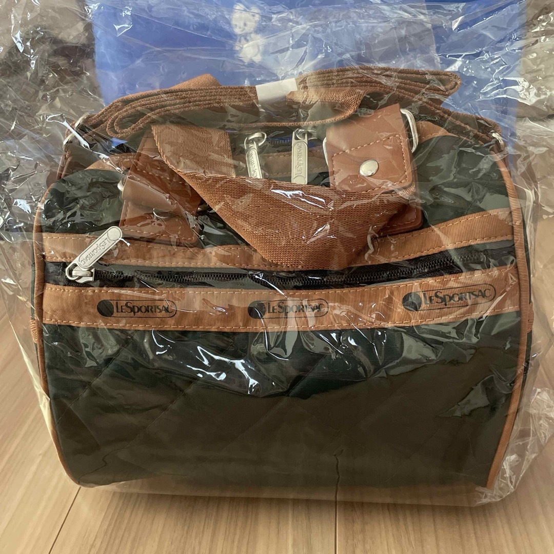 LeSportsac 神崎恵 MINI SATCHEL BAGディープネイビー LeSportsac 神崎恵 MINI SATCHEL BAGディープネイビー