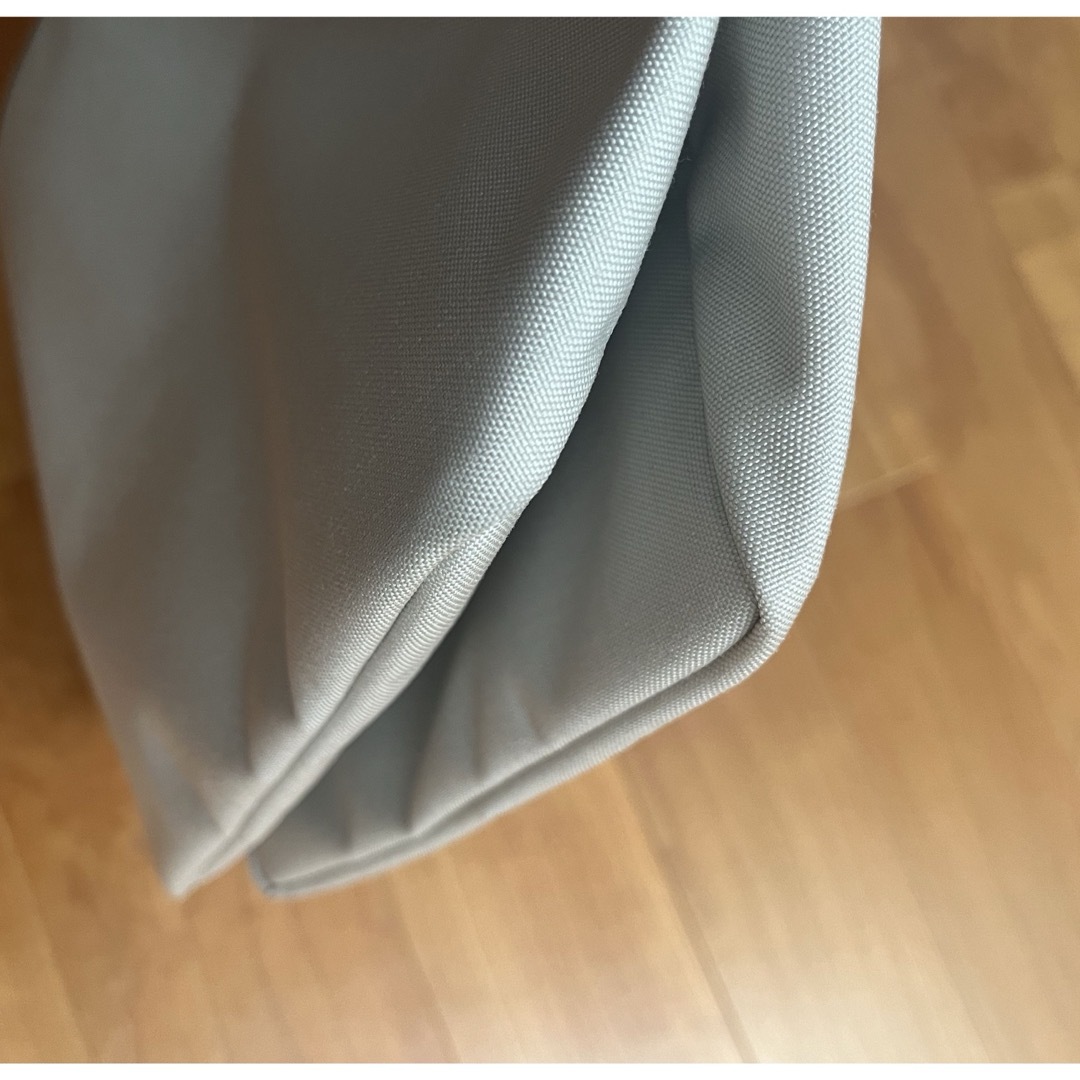 Herve Chapelier(エルベシャプリエ)の美品　限定　エルベシャプリエ　707C マスティック×ヴィゴーニュ×モカ レディースのバッグ(トートバッグ)の商品写真