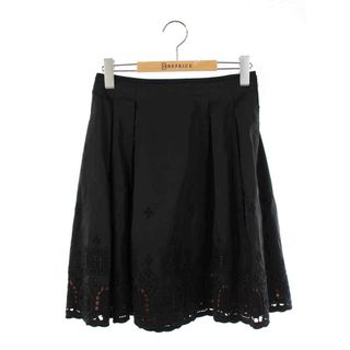 フォクシーブティック(FOXEY BOUTIQUE)のフォクシーブティック スカート Skirt バロックカットワーク 刺繍 ITKDE660WSFI(ひざ丈スカート)