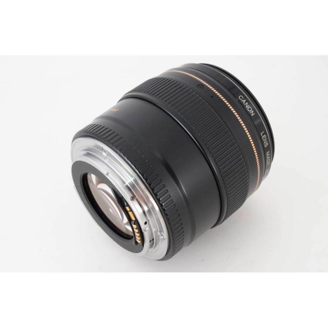美しいボケ 単焦点】 Canon EF 85mm F1.8 USM フィルター 美しいボケ 単焦点】 Canon EF 85mm F1.8 USM フィルター