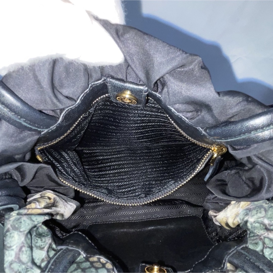 美品 正規品 PRADA プラダ トートバッグ パイソン柄 ナイロン レザー 美品 正規品 PRADA プラダ トートバッグ パイソン柄 ナイロン レザー